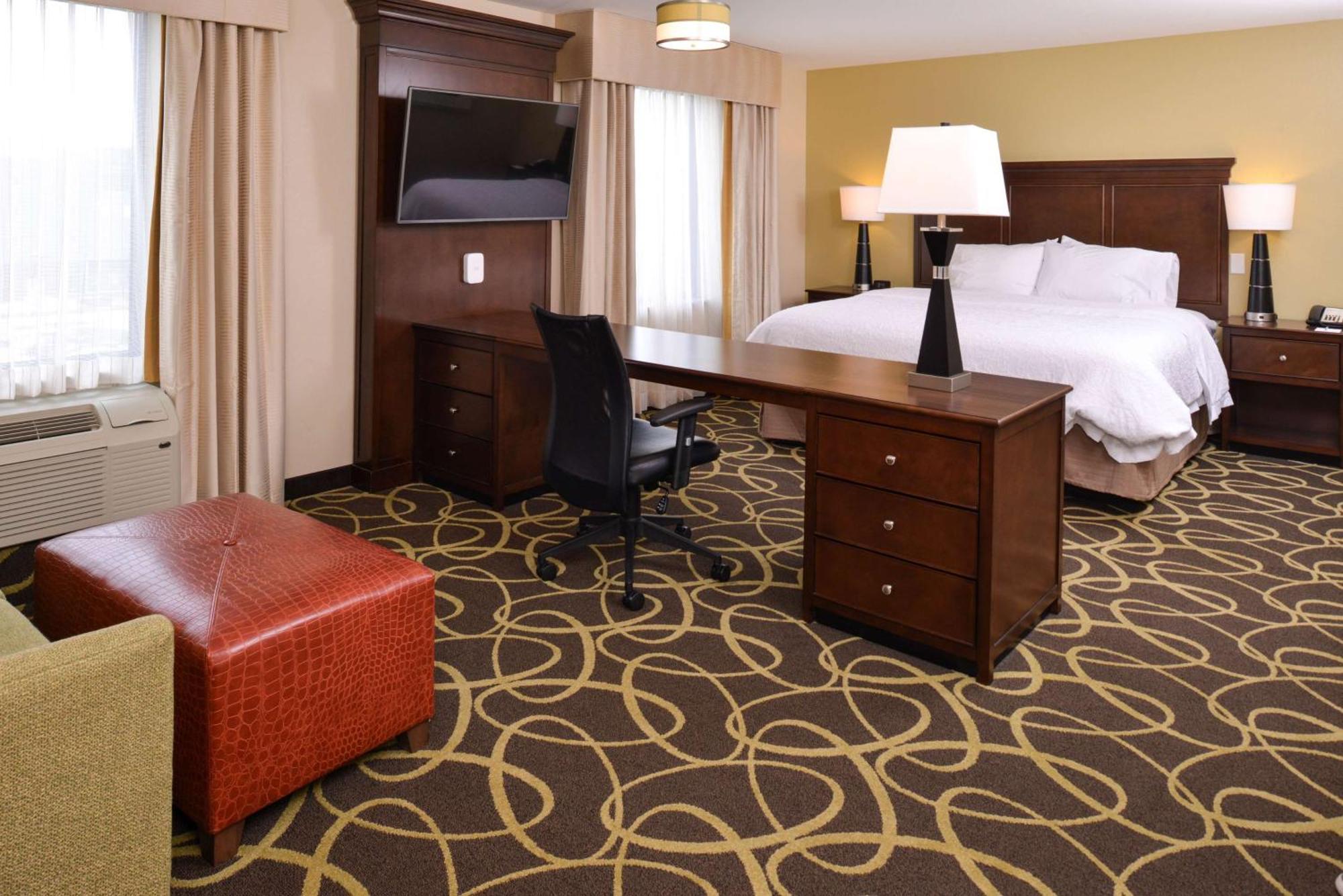 Hampton Midtown-aksarben Hotel 3*
