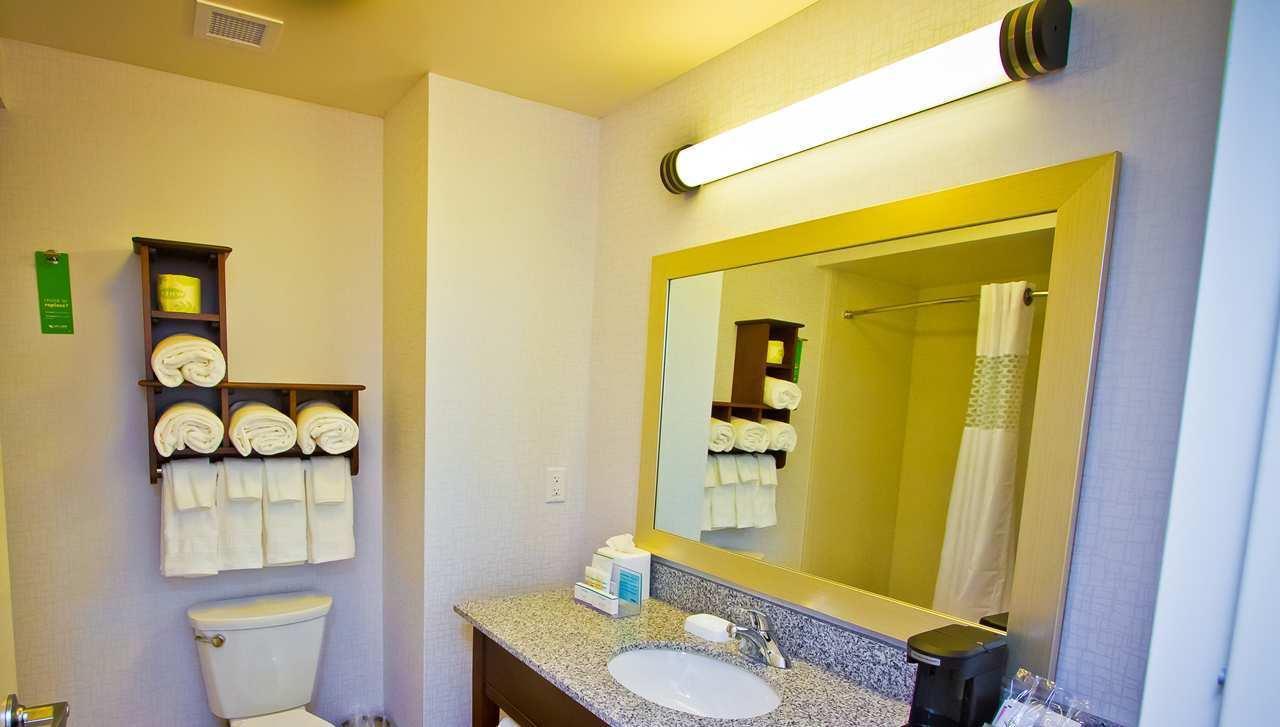Hampton Midtown-aksarben 3*